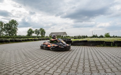 307